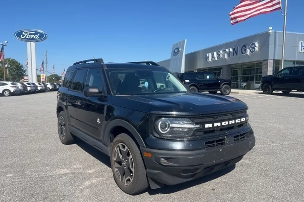 2023 Ford Bronco Sport Outer Banks photo 1