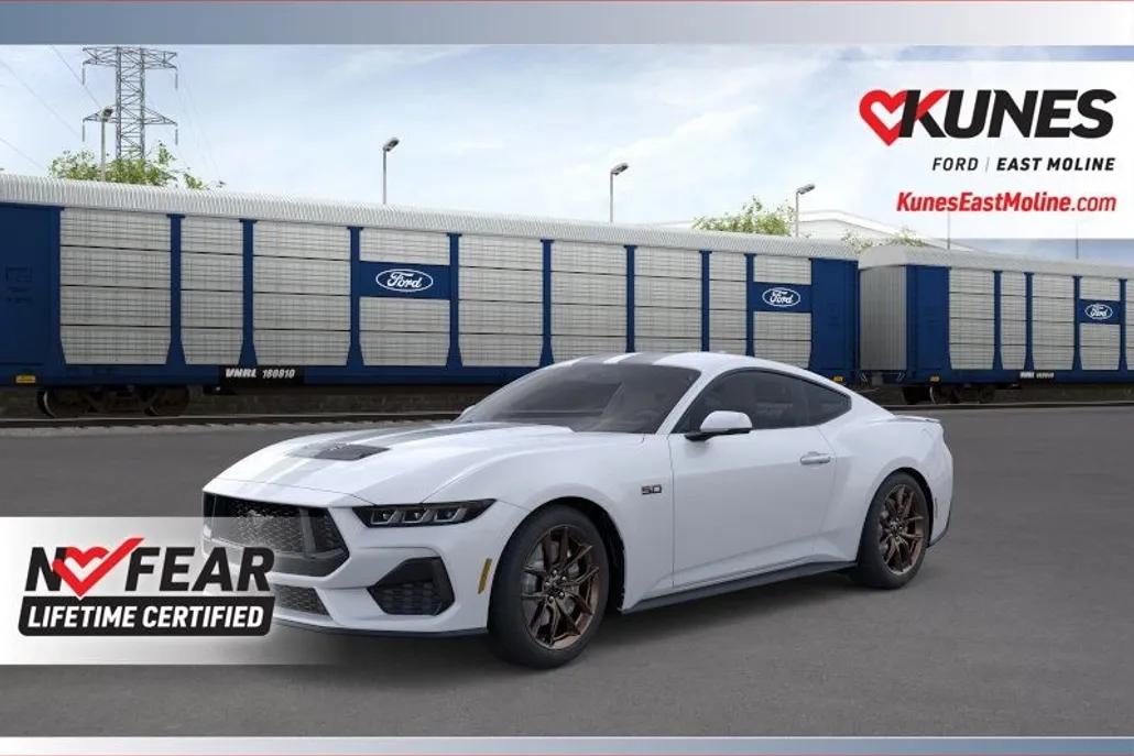 2025 Ford Mustang GT Premium photo 1