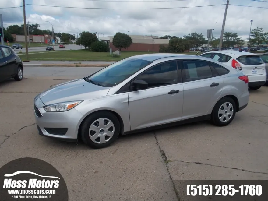 2018 Ford Focus S photo 1
