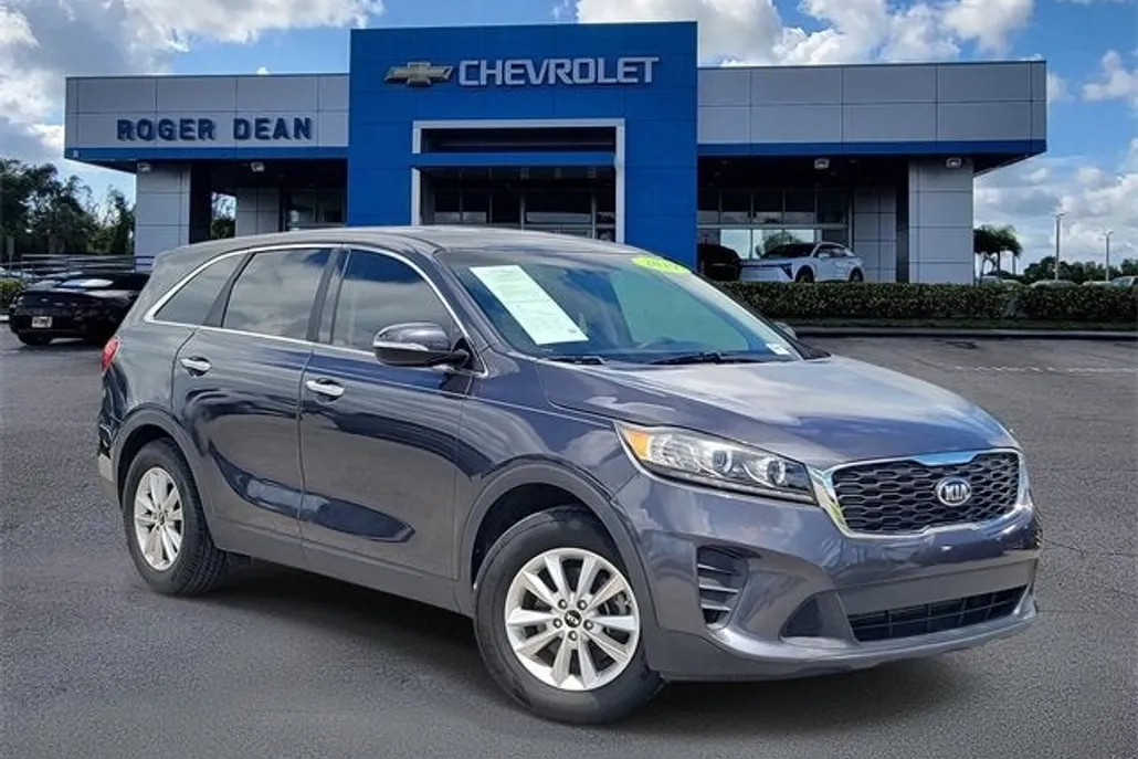 2019 Kia Sorento LX photo 1
