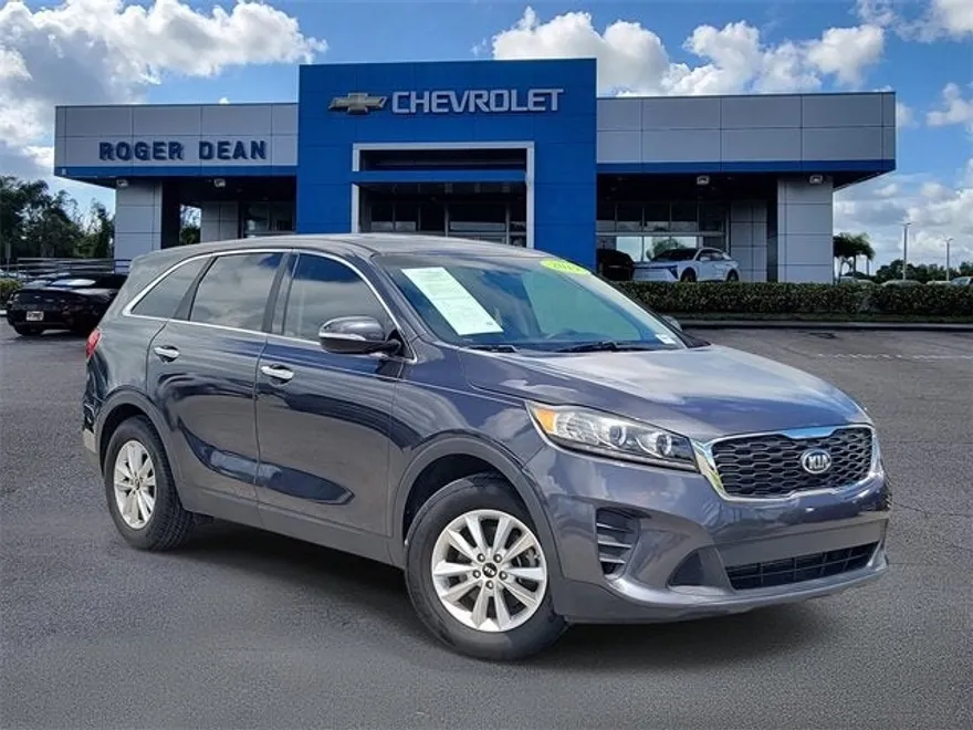 2019 Kia Sorento LX photo 1