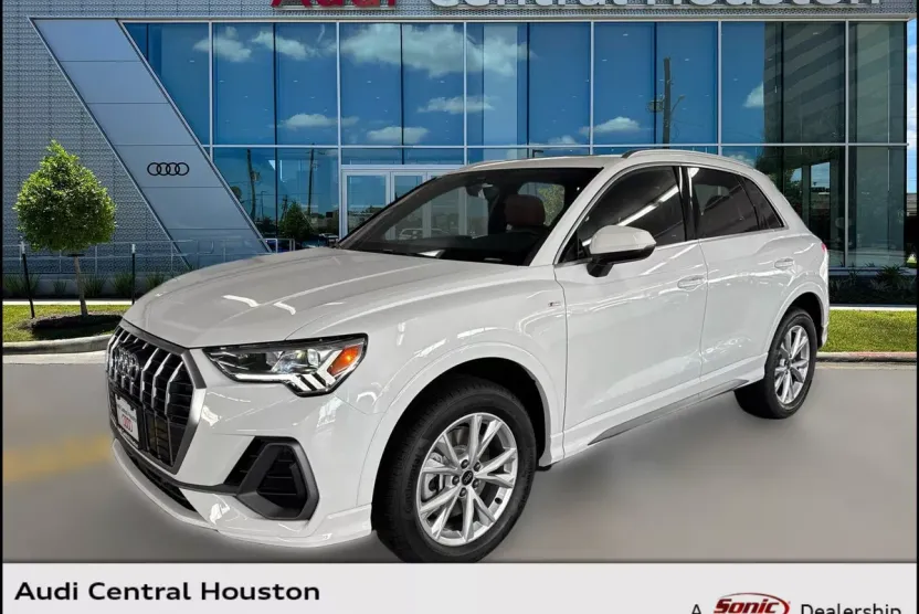 2025 Audi Q3 S line Premium photo 1
