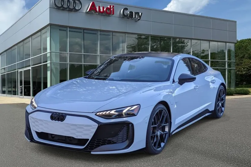 2025 Audi RS e-tron GT photo 1
