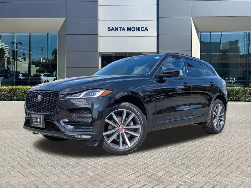 2023 Jaguar F-PACE P250 S photo 1