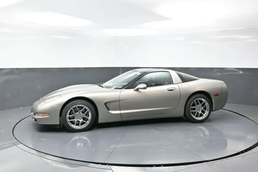 2000 Chevrolet Corvette Base photo 1