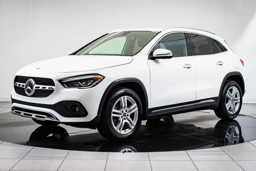 2021 Mercedes Benz GLA 250 photo 1