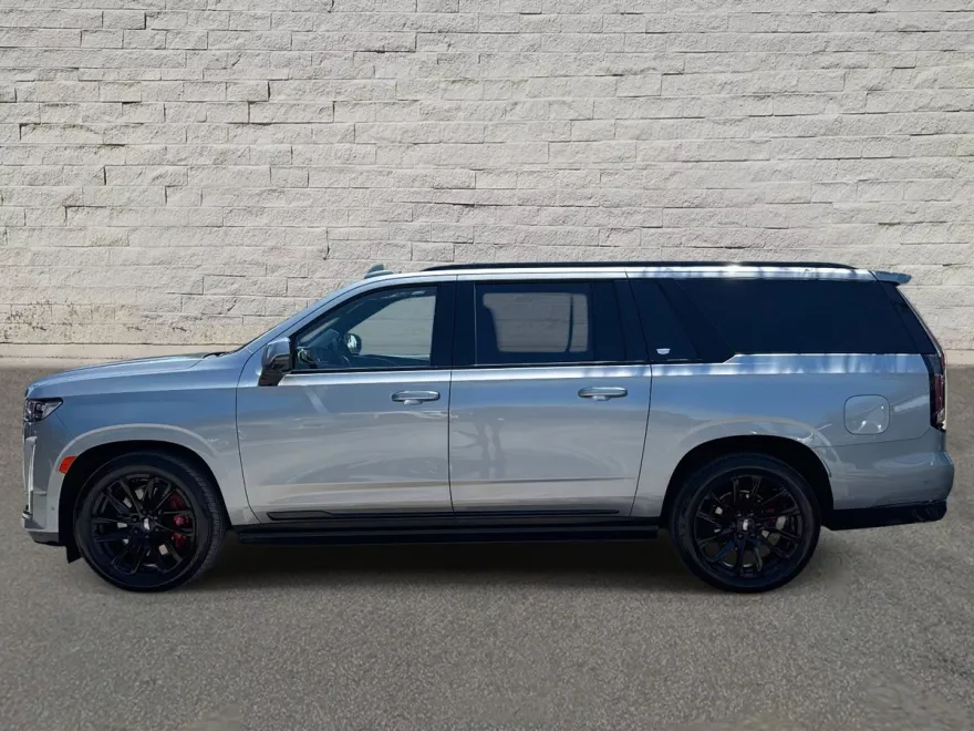 2024 Cadillac Escalade ESV Sport Platinum photo 1