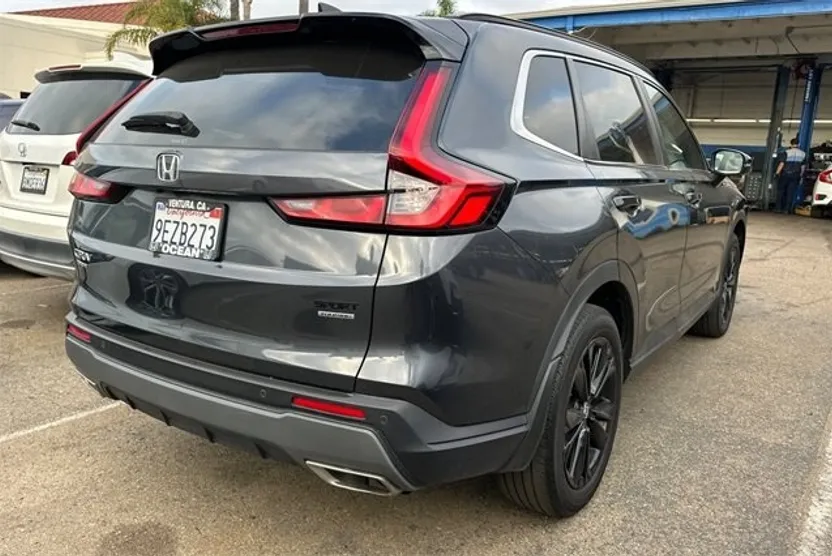 2023 Honda CR-V Hybrid Sport Touring photo 1