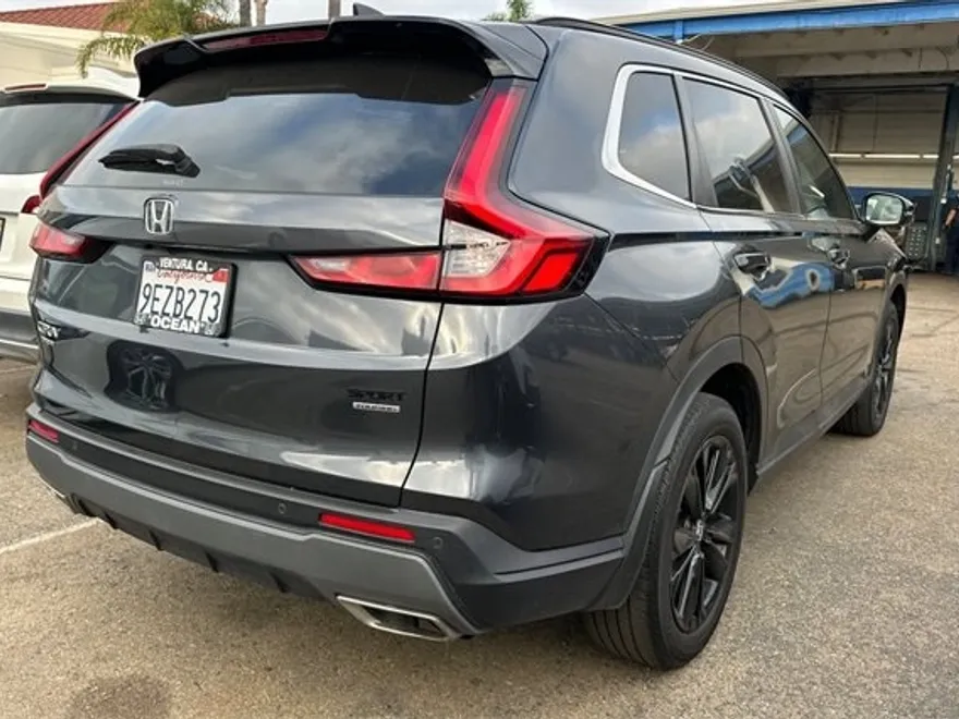 2023 Honda CR-V Hybrid Sport Touring photo 1