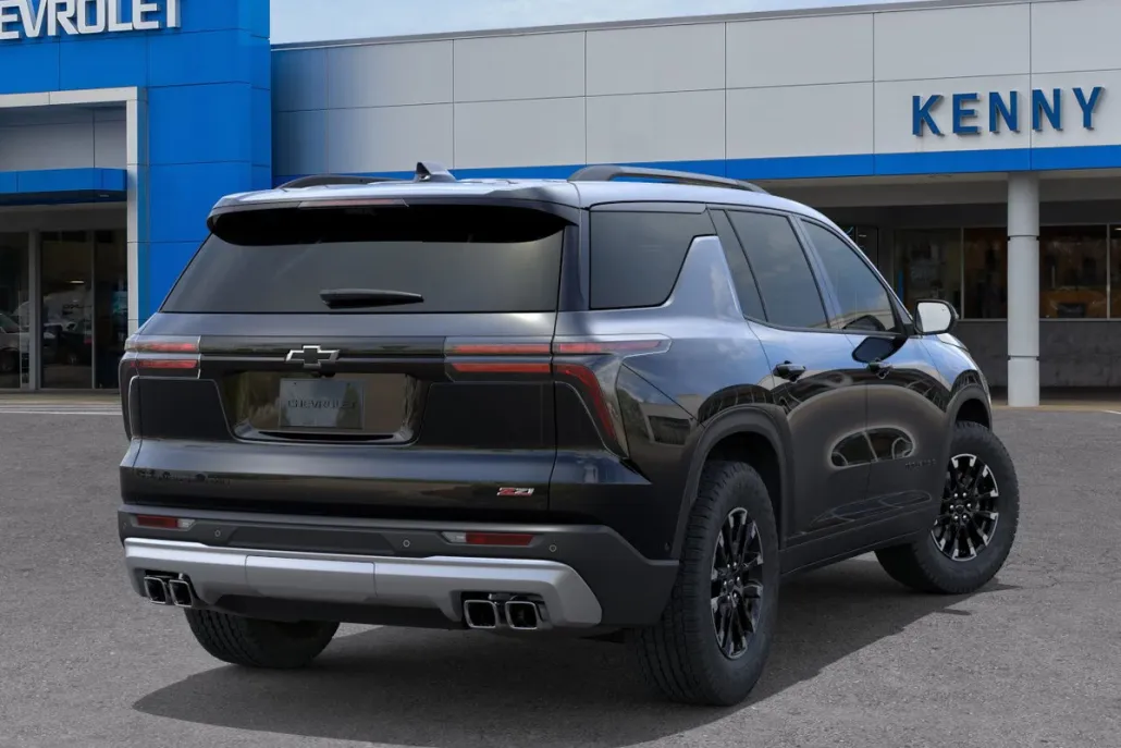 2026 Chevrolet Traverse Z71 photo 1