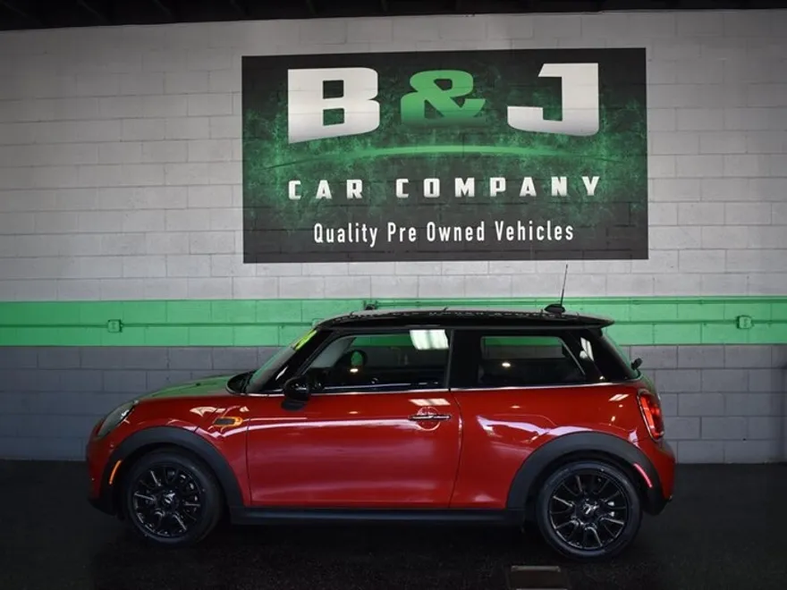 2014 Mini Cooper Hardtop photo 1