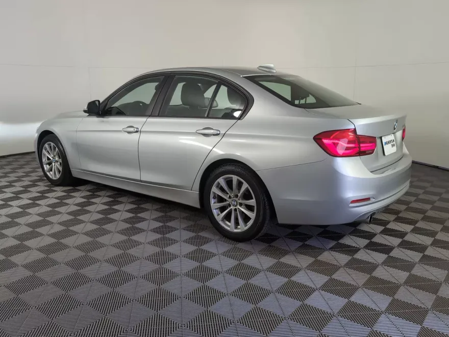 2018 Bmw 320i Sedan photo 1