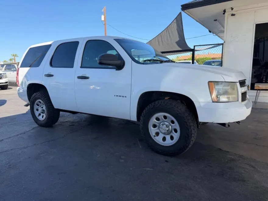 2014 Chevrolet Tahoe photo 1