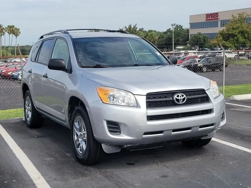 2011 Toyota RAV4 photo 1