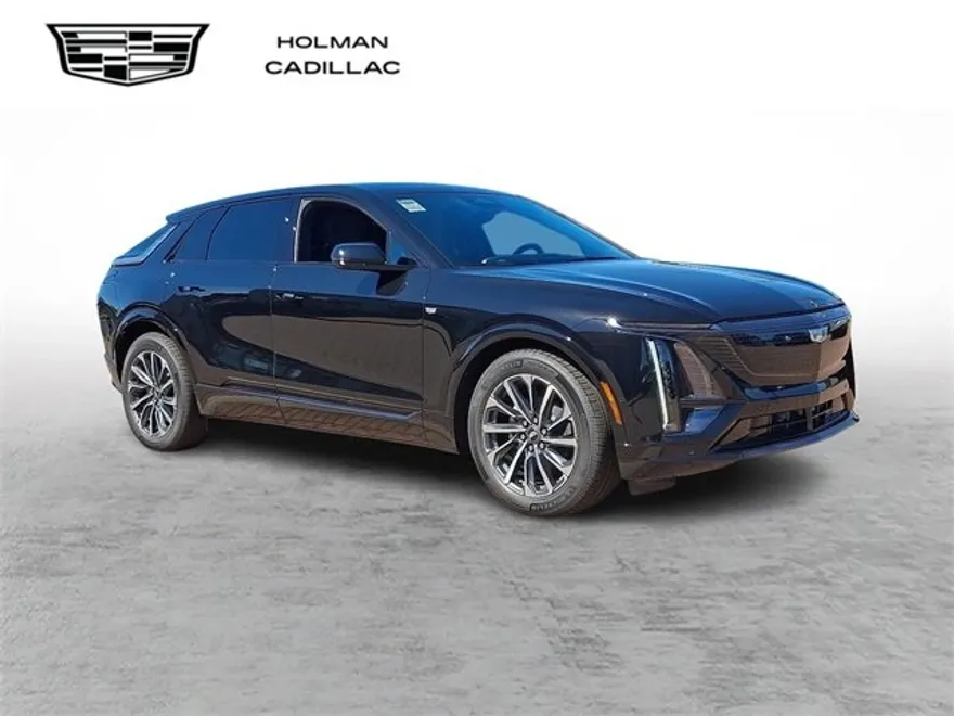 2025 Cadillac Lyriq Sport photo 1