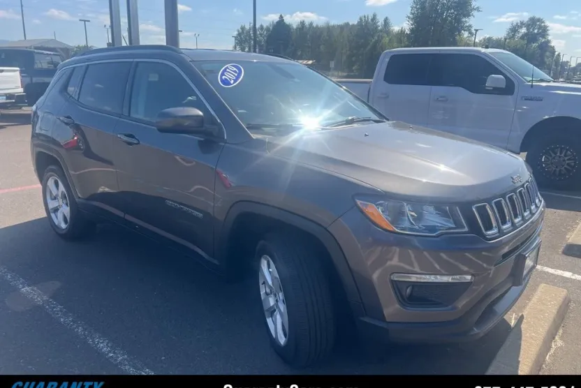 2019 Jeep Compass Latitude photo 1