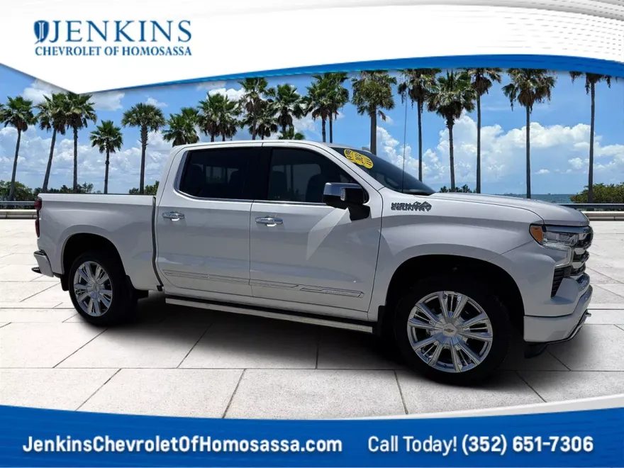 2024 Chevrolet Silverado 1500 High Country photo 1