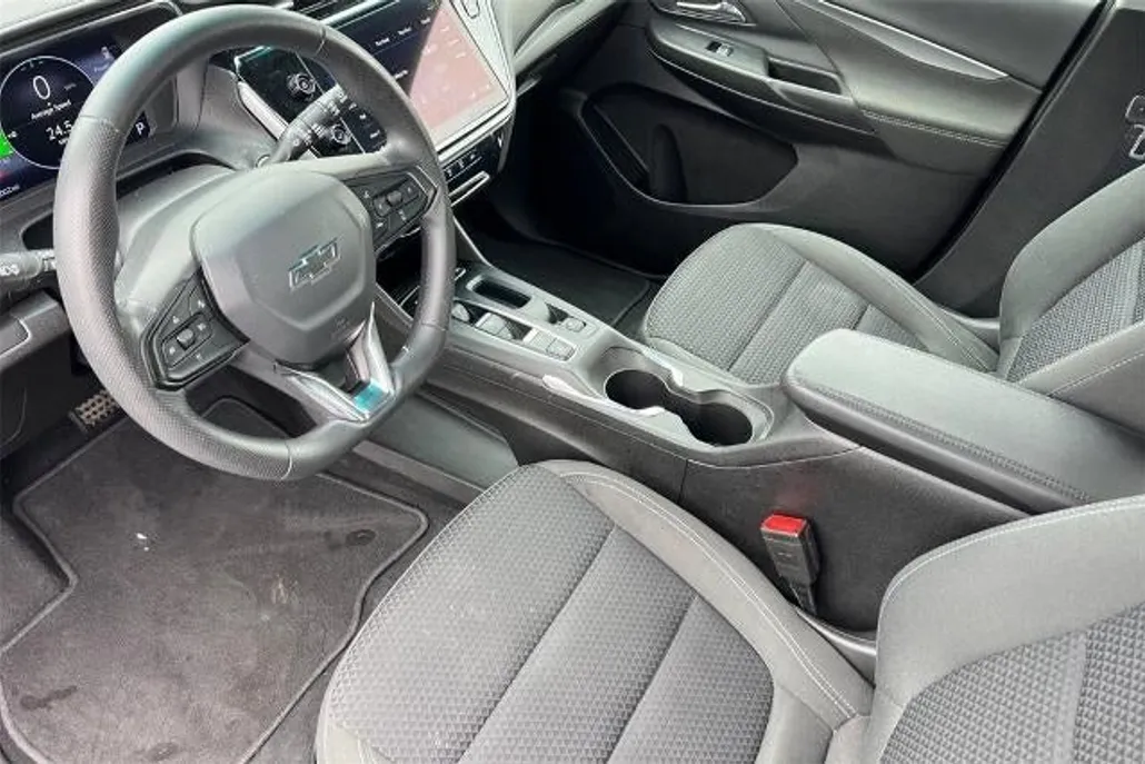 2023 Chevrolet Bolt EV 1LT photo 1