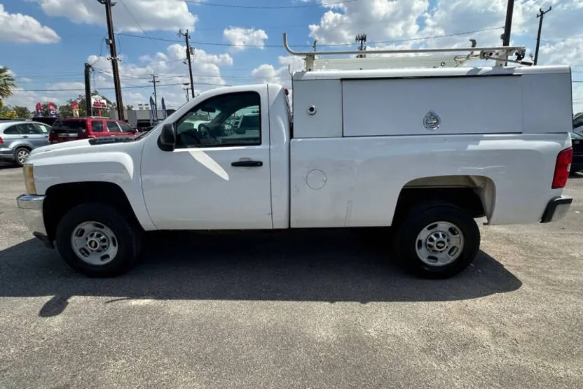 2011 Chevrolet Silverado 2500HD Work Truck photo 1