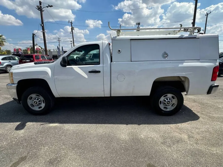 2011 Chevrolet Silverado 2500HD Work Truck photo 1