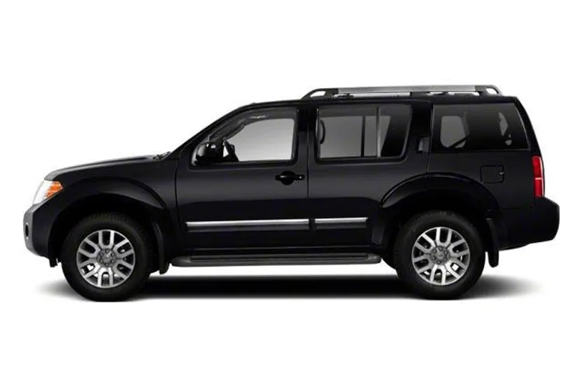 2012 Nissan Pathfinder LE 4x4 photo 1