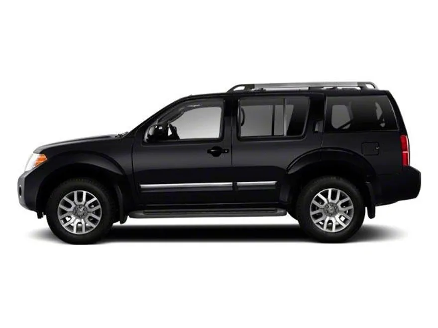 2012 Nissan Pathfinder LE 4x4 photo 1