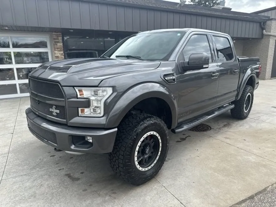 2017 Ford F-150 Lariat photo 1