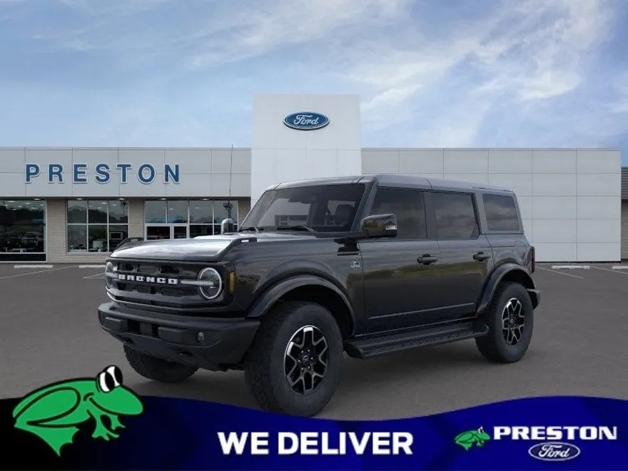 2025 Ford Bronco Outer Banks photo 1