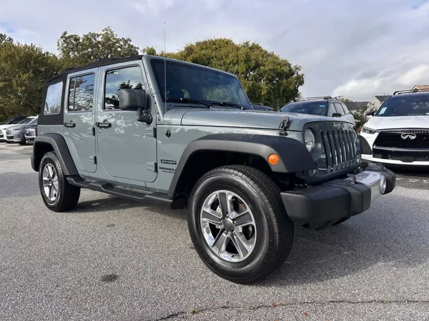 2014 Jeep Wrangler Unlimited Sport photo 1