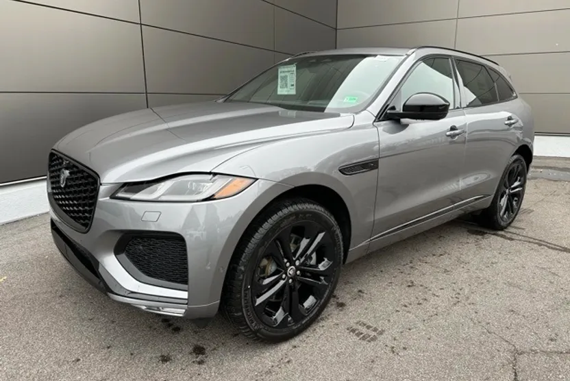 2026 Jaguar F-PACE P250 R-Dynamic S photo 1