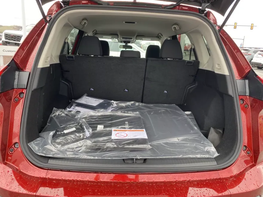 2025 Nissan Rogue S photo 1