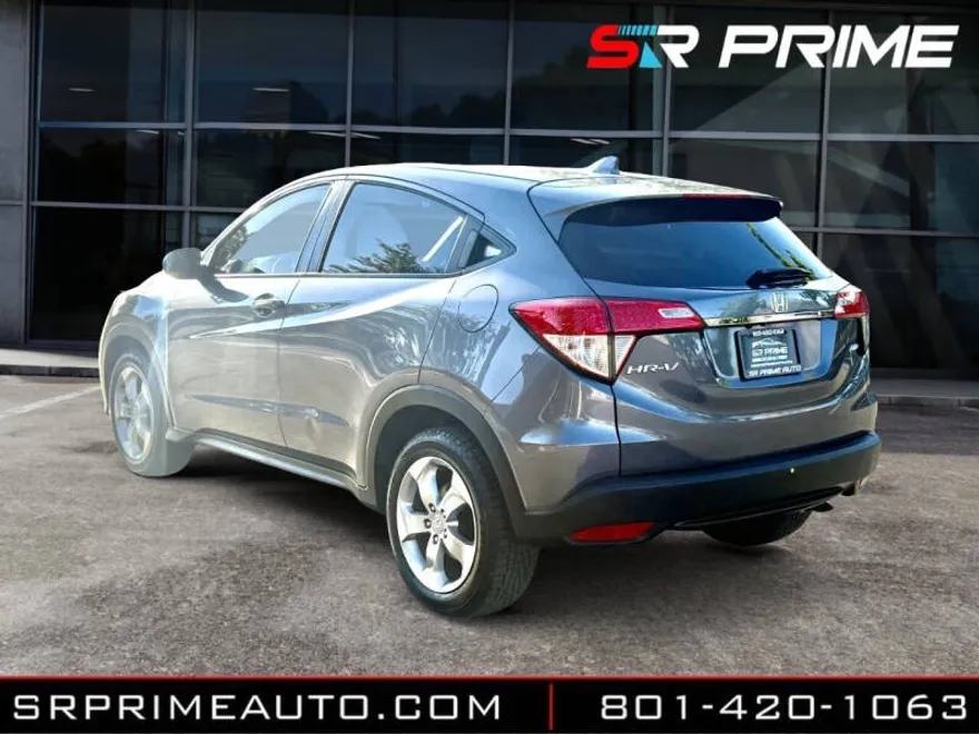 2019 Honda HR-V LX photo 1