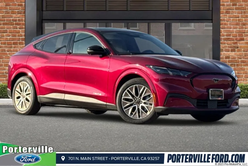 2025 Ford Mustang Mach-E Premium photo 1