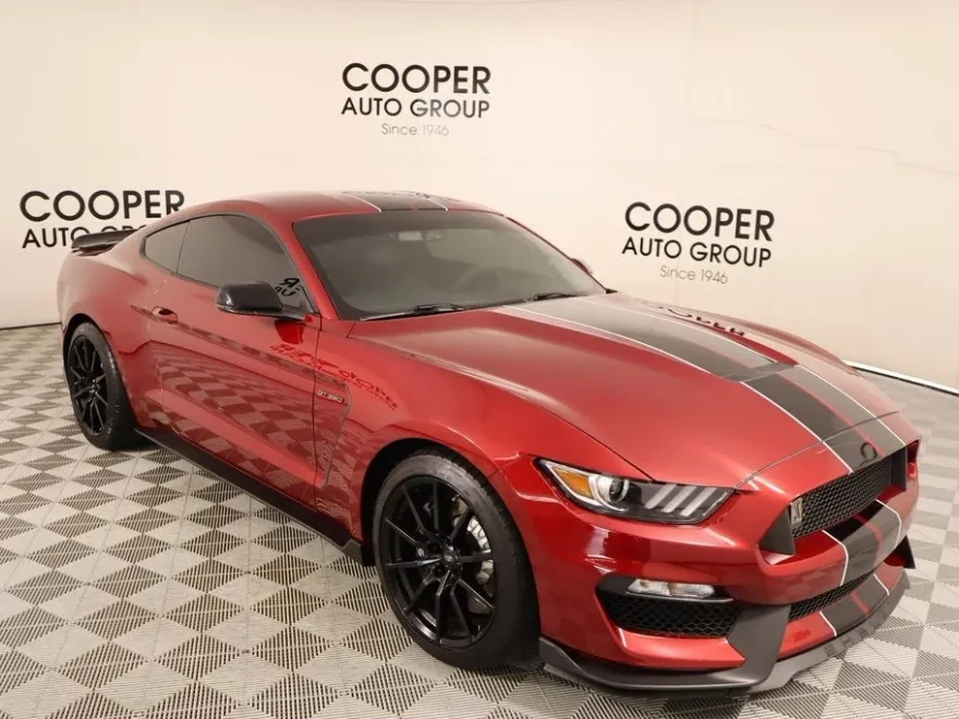 2018 Ford Mustang Shelby GT350 photo 1