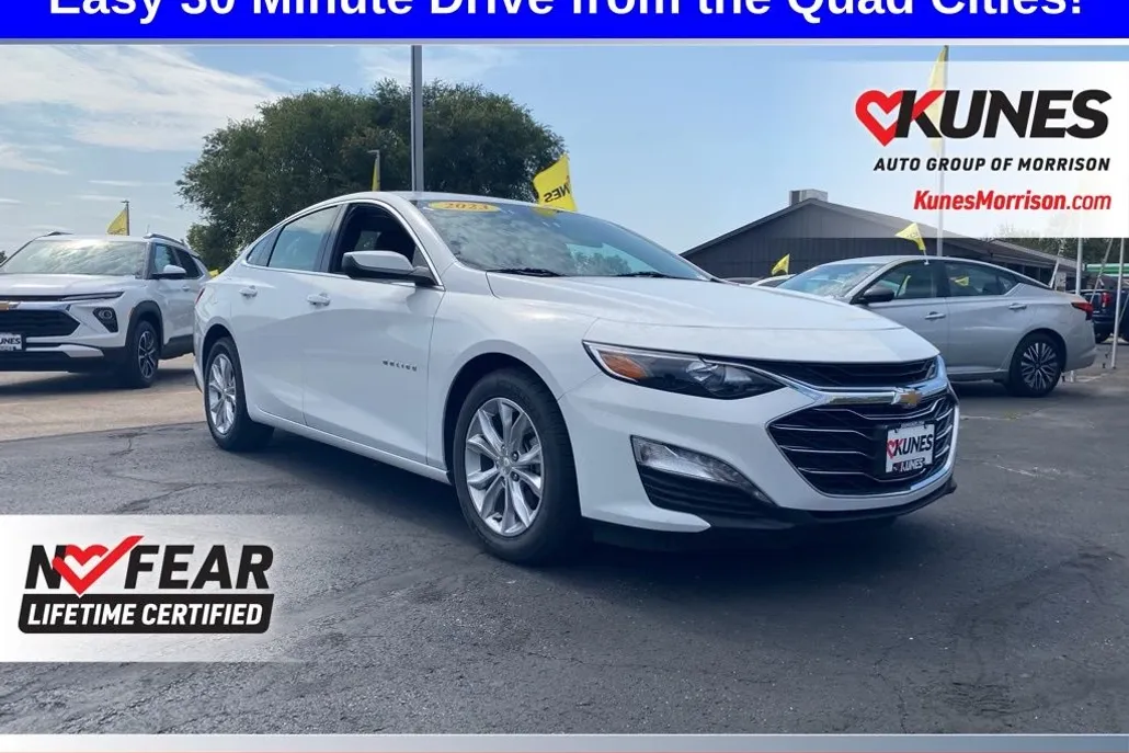 2023 Chevrolet Malibu 1LT photo 1