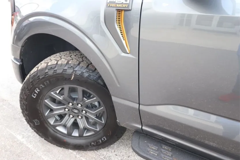 2025 Ford F-150 Tremor photo 1