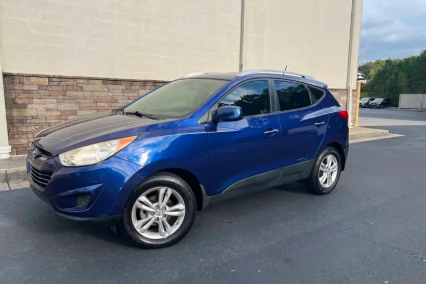 2011 Hyundai Tucson GLS photo 1