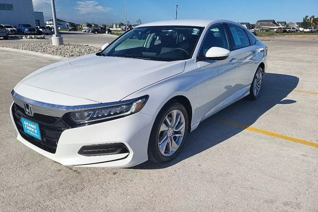 2019 Honda Accord LX 1.5T photo 1