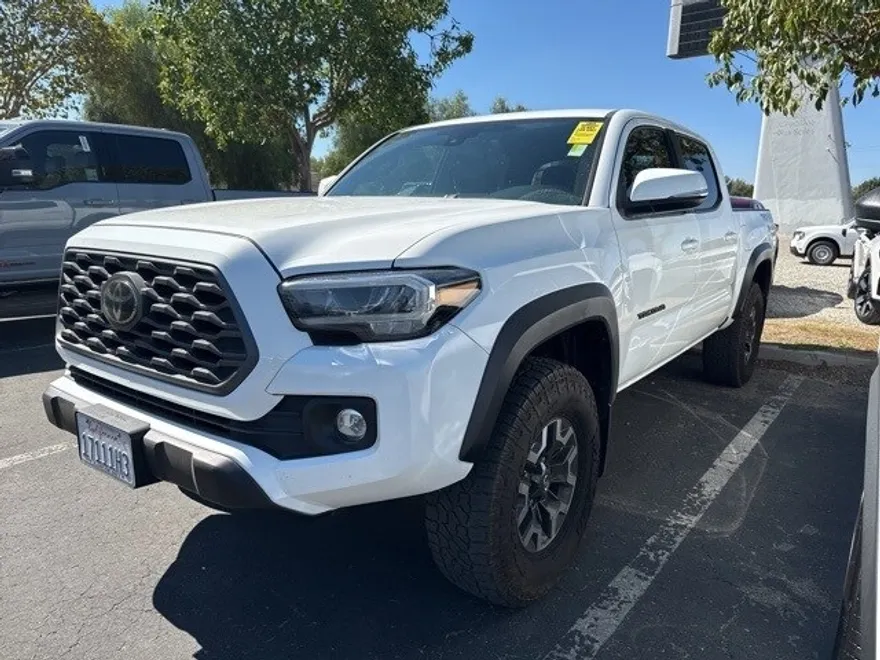 2021 Toyota Tacoma TRD Sport photo 1