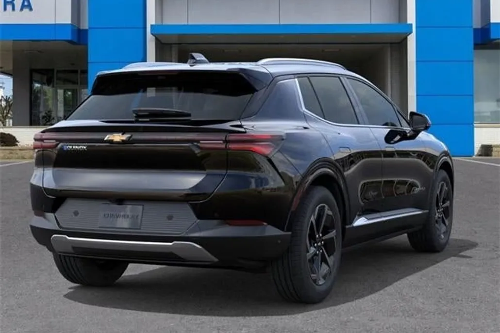 2025 Chevrolet Equinox EV 1LT photo 1