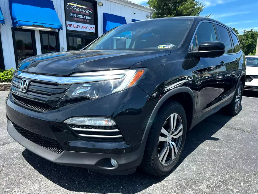 2017 Honda Pilot EX-L photo 1