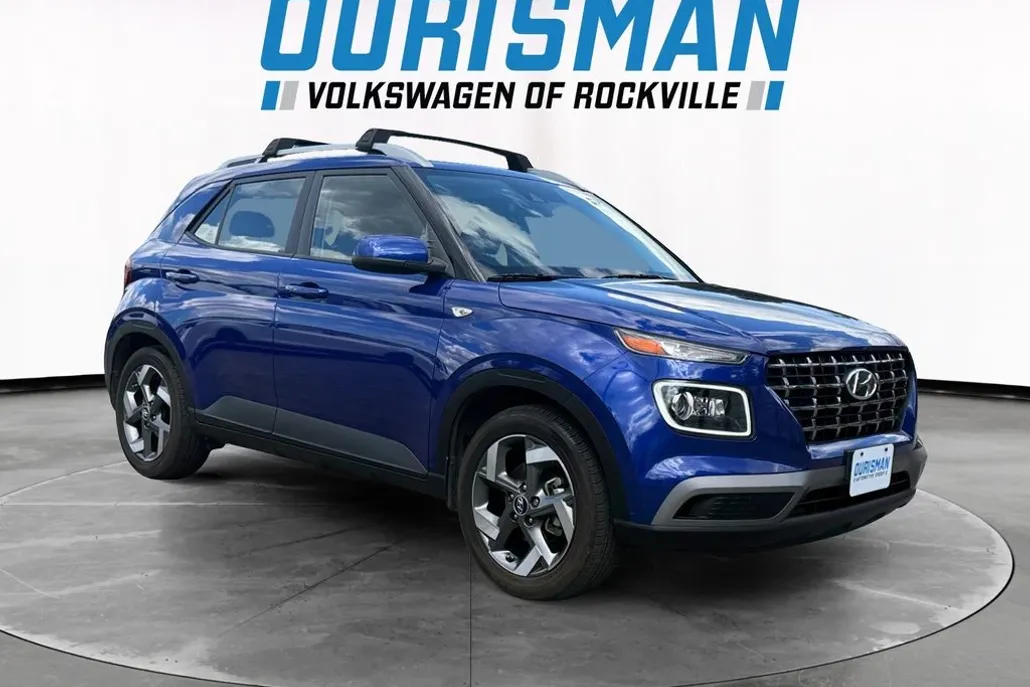 2021 Hyundai Venue SEL Denim photo 1