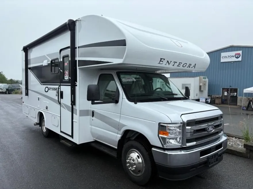 2026 Ford E-350 Base photo 1