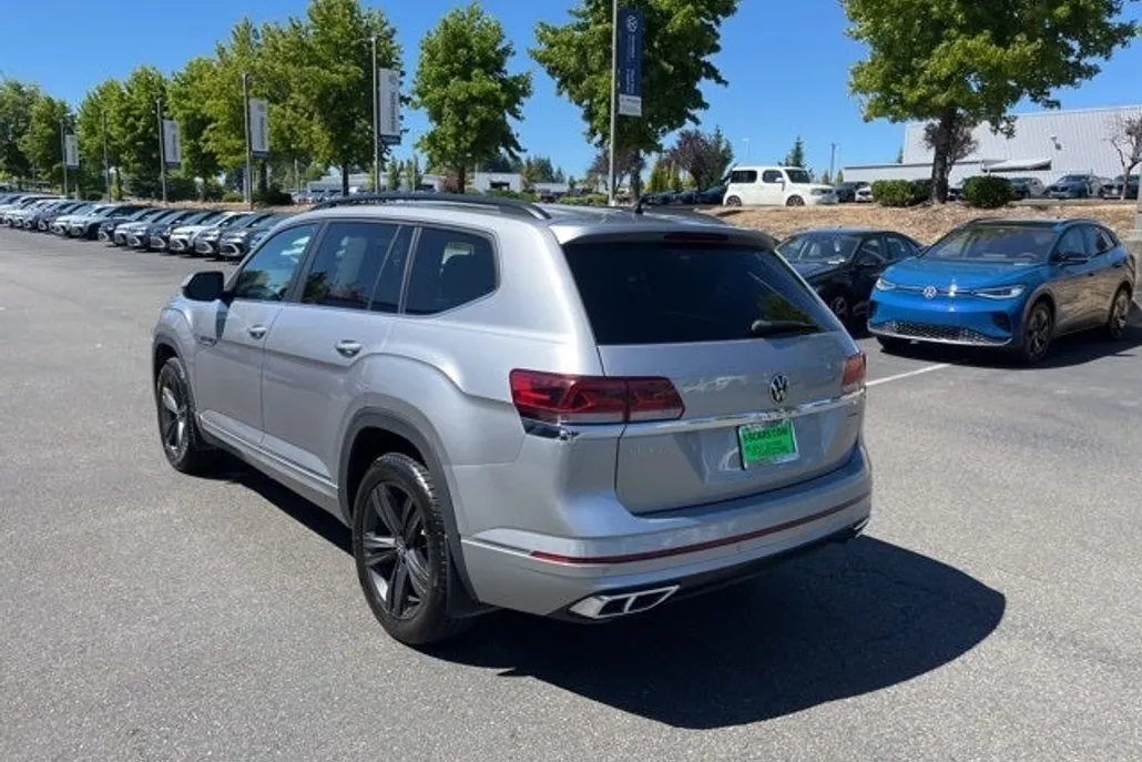 2021 Volkswagen Atlas V6 SE Technology R-Line photo 1