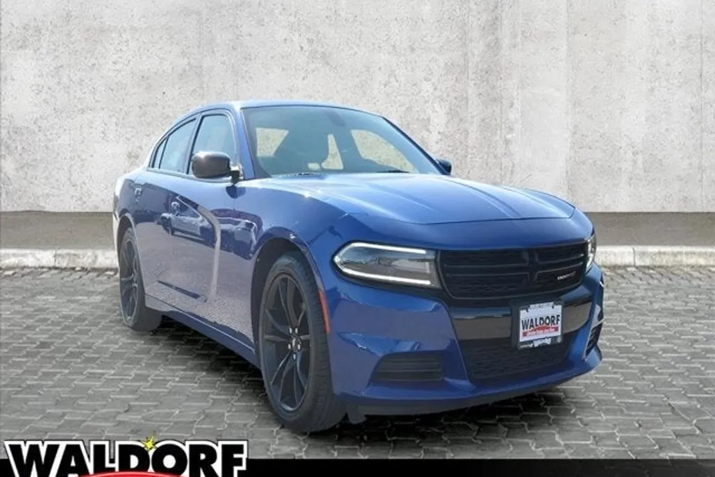2018 Dodge Charger SXT photo 1