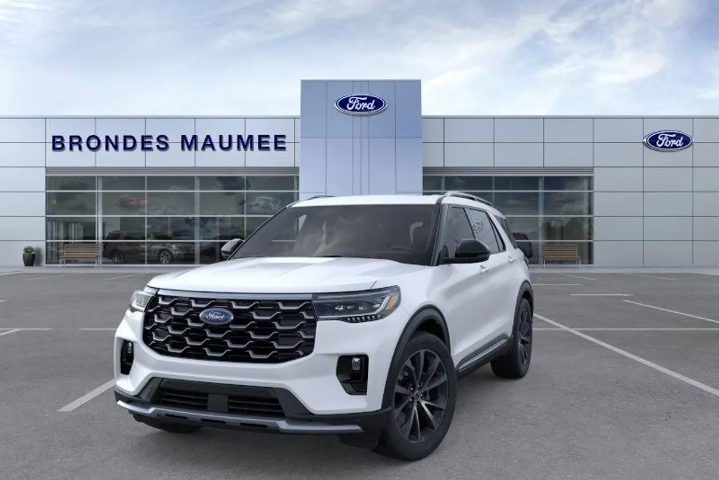 2025 Ford Explorer Platinum photo 1
