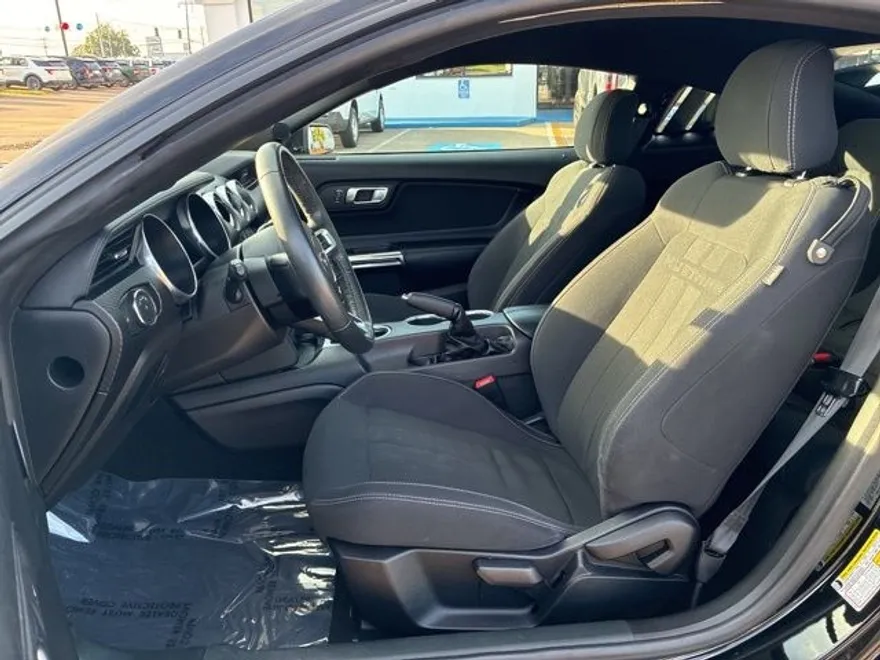 2021 Ford Mustang EcoBoost photo 16
