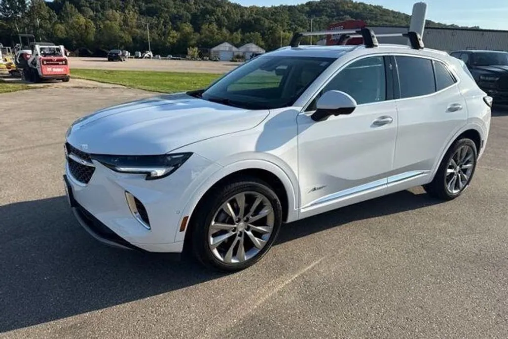 2021 Buick Envision Avenir photo 1