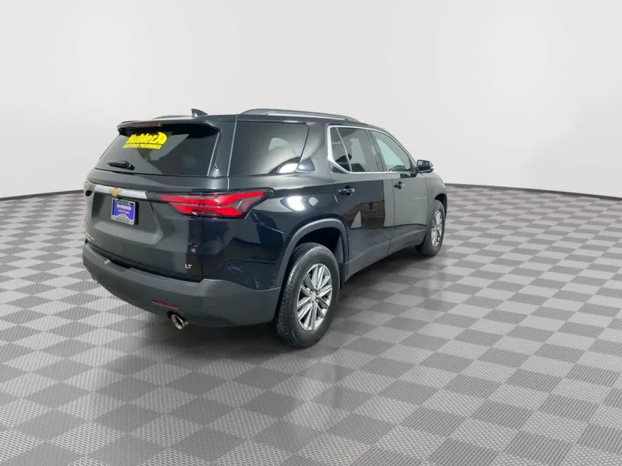 2022 Chevrolet Traverse Cloth photo 1