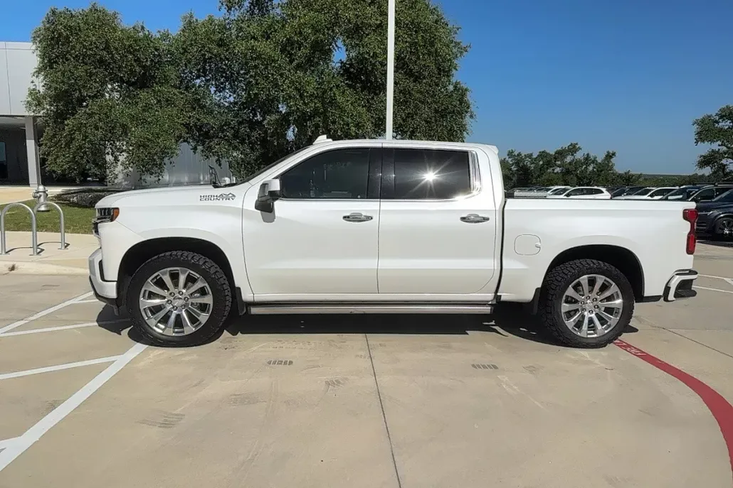 2021 Chevrolet Silverado 1500 High Country photo 1